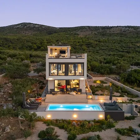 Villa Lapis, Hvar Island