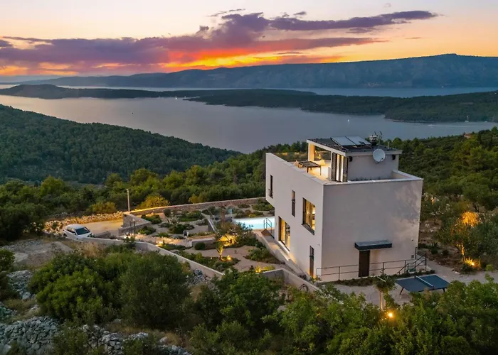 Lapis, Hvar Island Selca kod Starog Grada